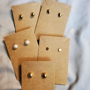 5 pair of earrings
